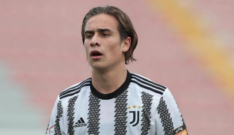 chelsea-san-sang-chi-dam-de-chieu-mo-vien-ngoc-kenan-yildiz-tu-juventus